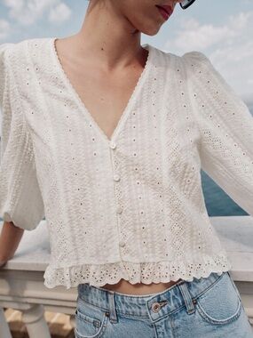 ZARA ROMANTIC EMBROIDERED EYELET BLOUSE